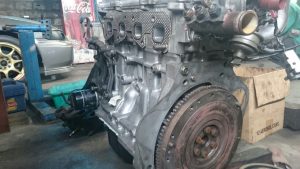 Tampak Belakang Mesin Daihatsu Feroza EFI